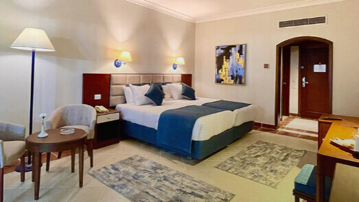 Ivy Cyrene Island Resort